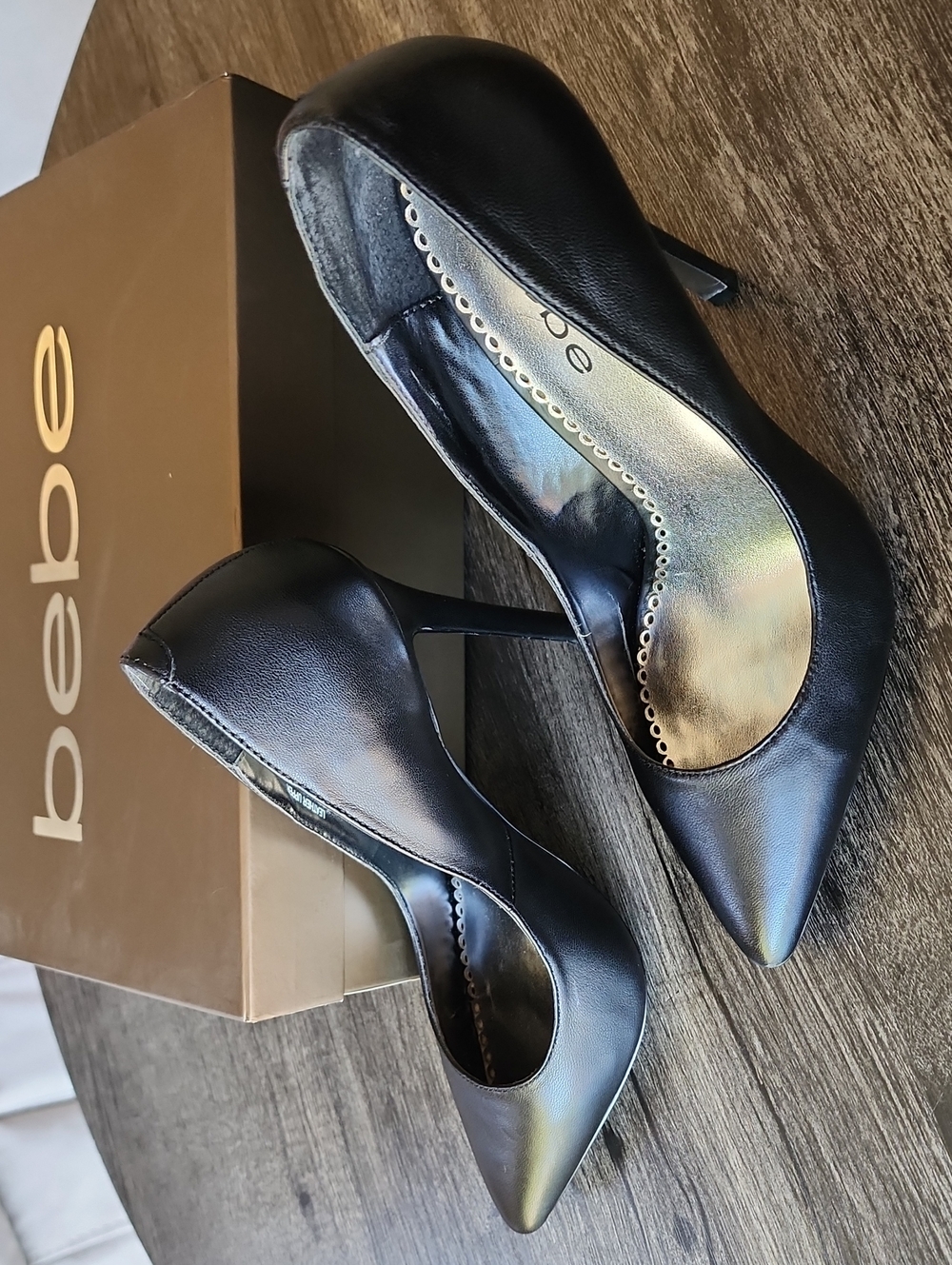 BEBE Sarah Black Pointed-Toe Stiletto Heels Size 8 EUC - Picture 7 of 12